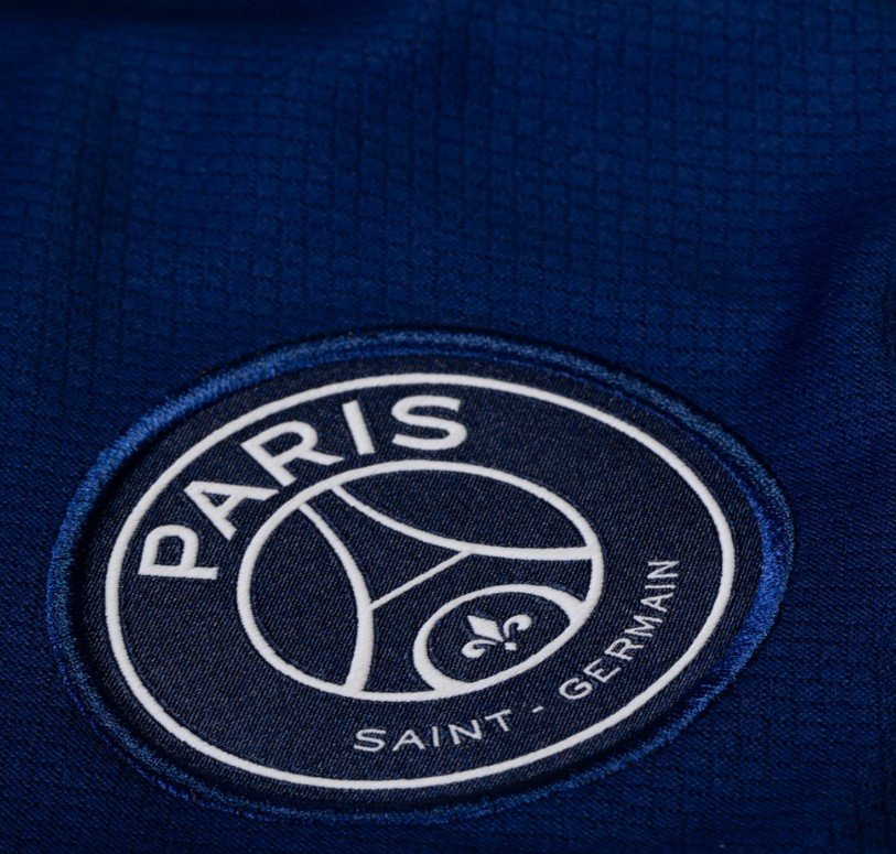 PSG 25 Fourth Jersey3