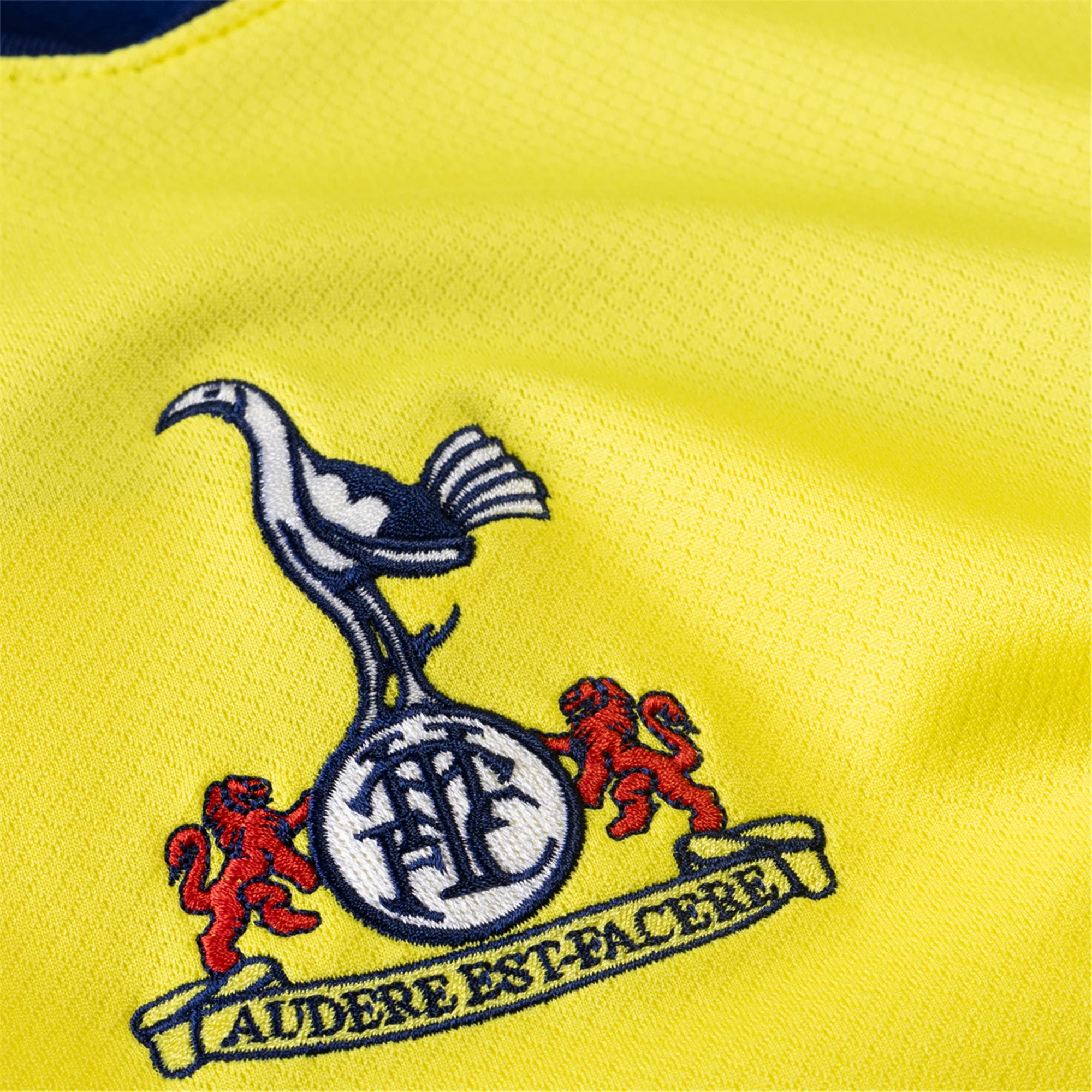 Tottenham 26 Third Jersey